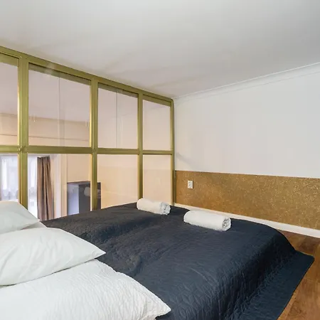 Csarnok Apartament *